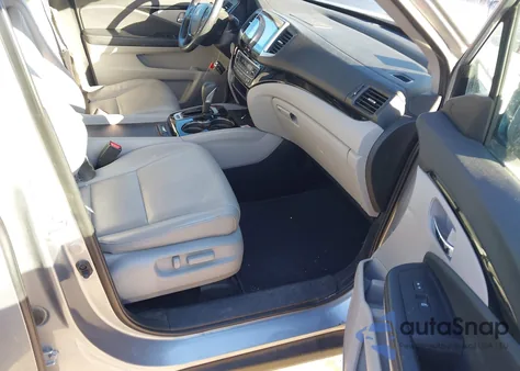 2019 Honda Ridgeline Rtl-E из США, поврежденный, VIN 5FPYK3F70KB010008